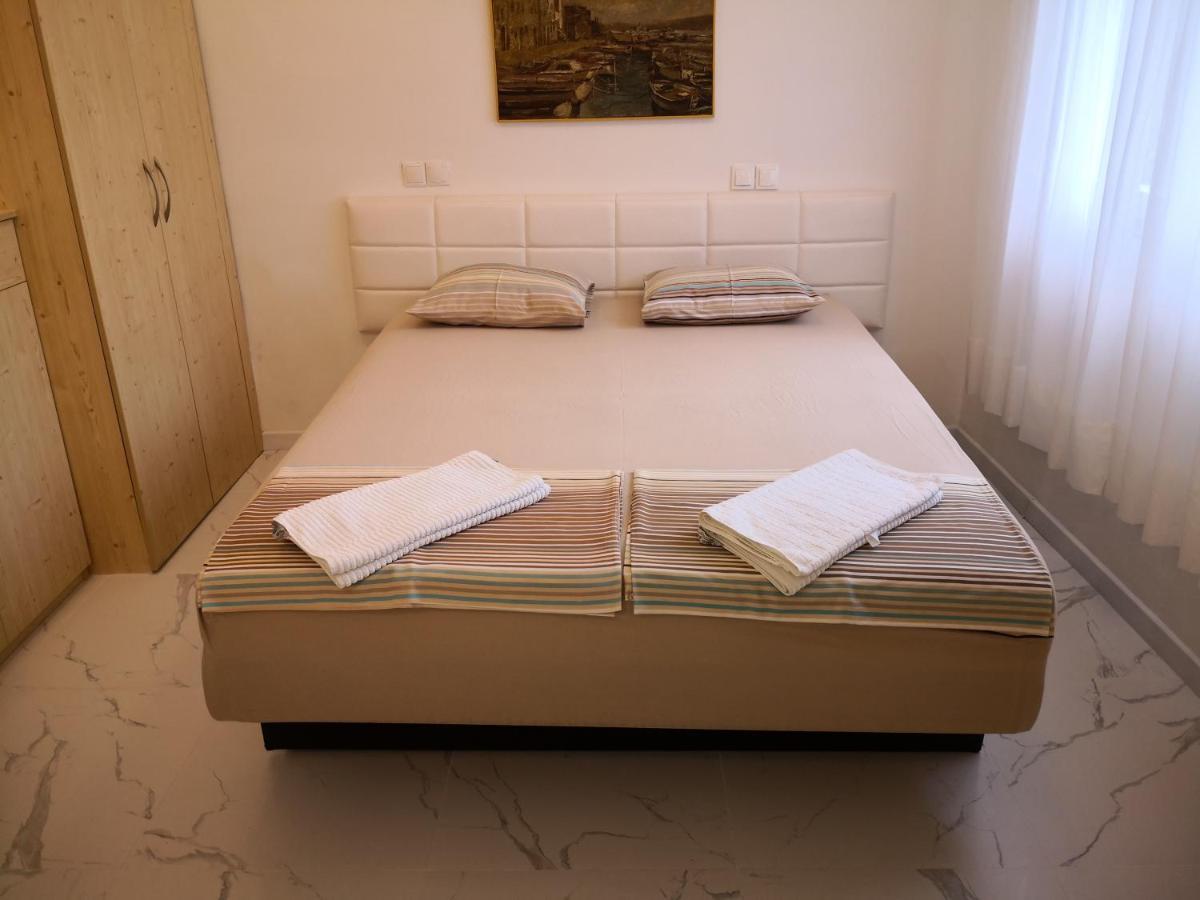 City Center Garden Apartments Szybenik Zewnętrze zdjęcie