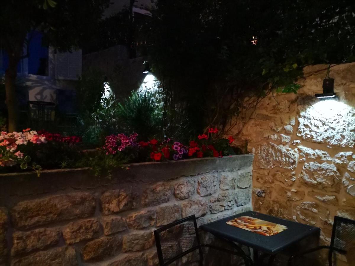 City Center Garden Apartments Szybenik Zewnętrze zdjęcie