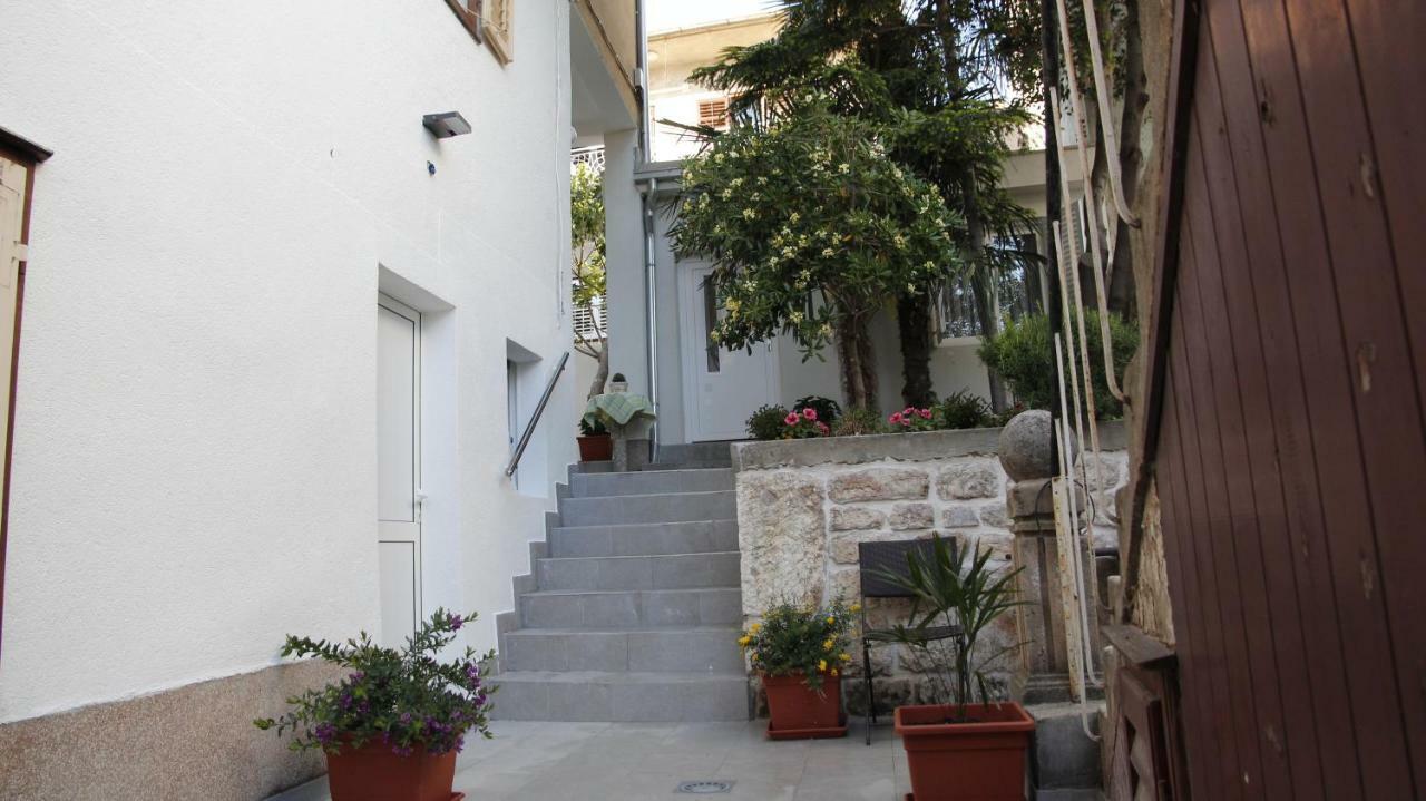 City Center Garden Apartments Szybenik Zewnętrze zdjęcie