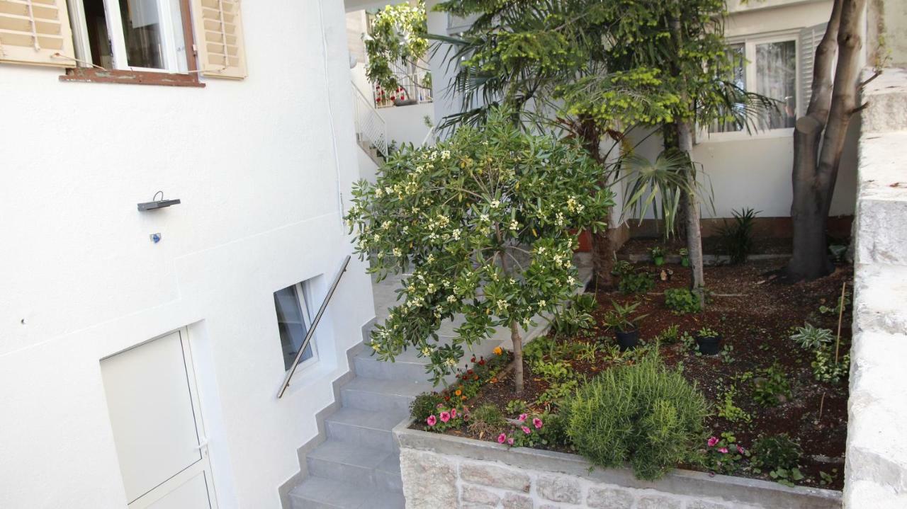 City Center Garden Apartments Szybenik Zewnętrze zdjęcie
